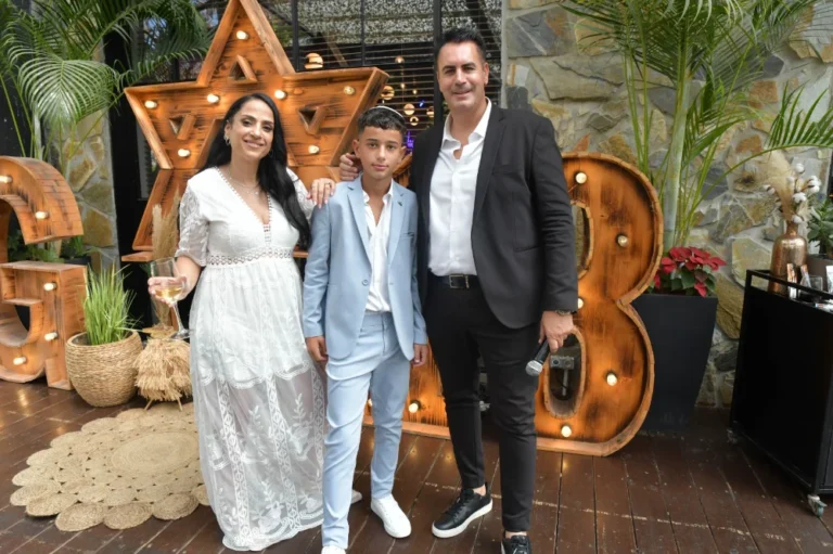 WhatsApp-Image-2024-11-27-at-08.40.54-768x511